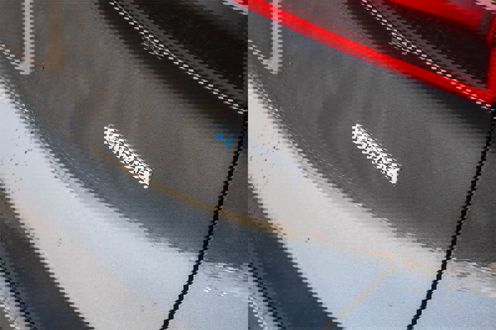 Used 2023 Hyundai Santa Fe SEL image 12