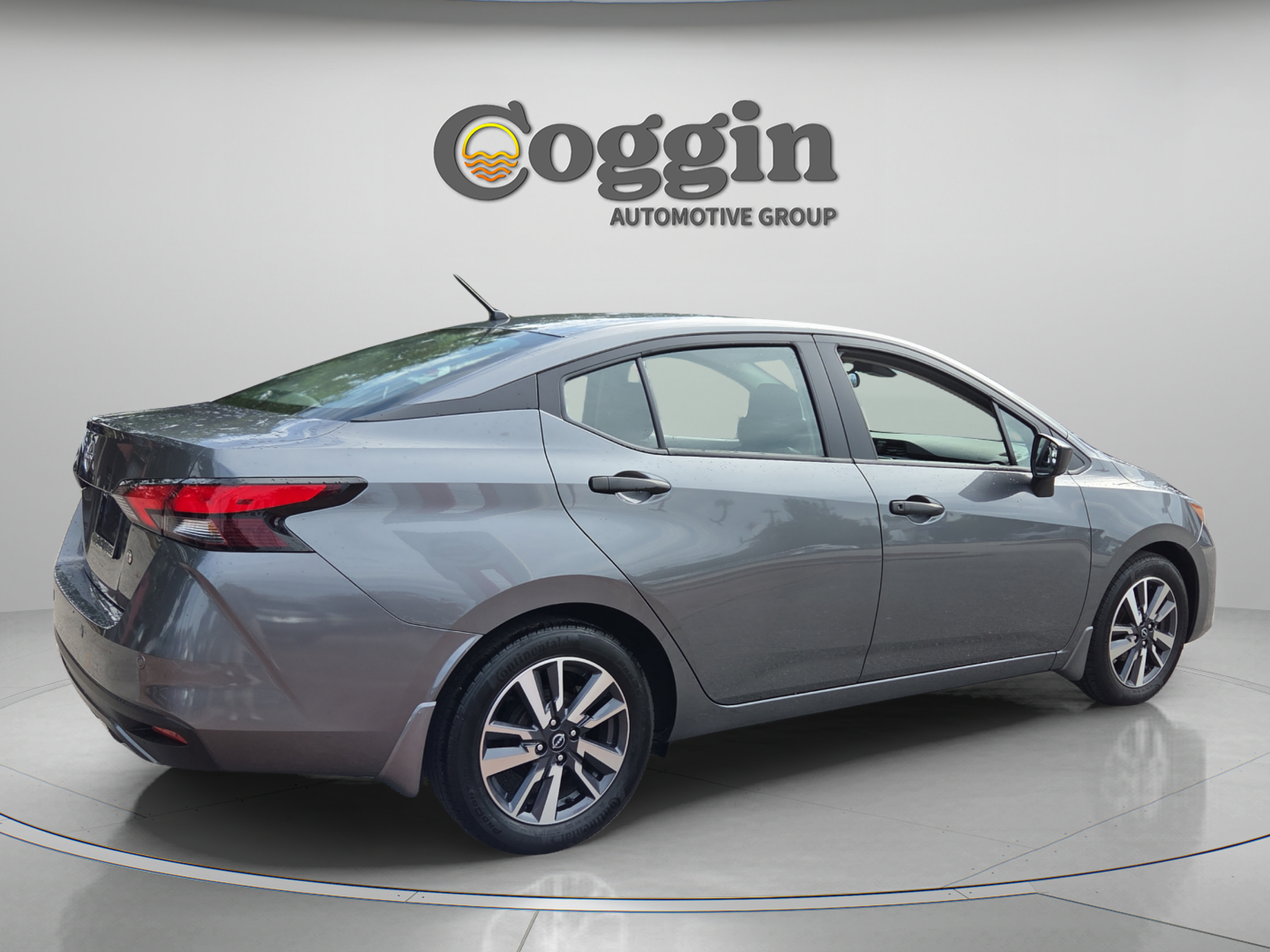 Used 2024 Nissan Versa S w/ S Plus Package FWD image 5