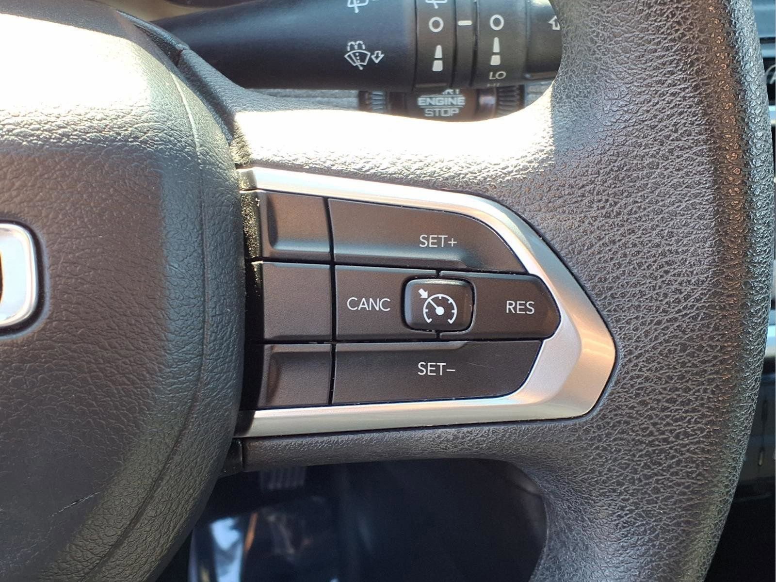 Used 2023 Jeep Compass Sport image 12