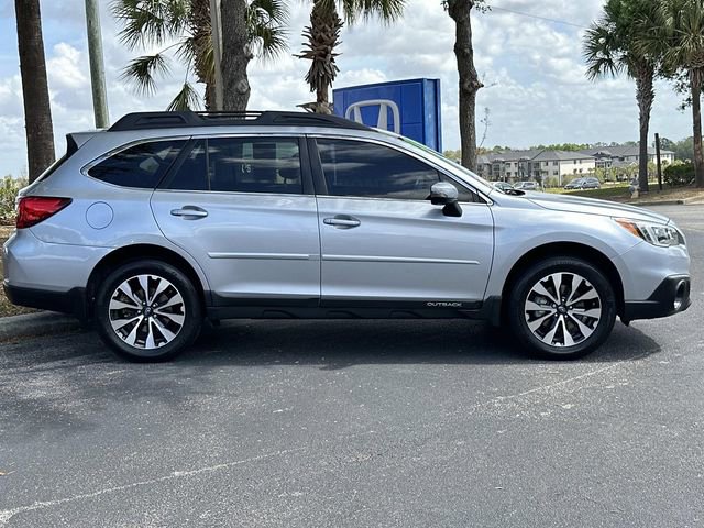 Used 2016 Subaru Outback 2.5i Limited image 2