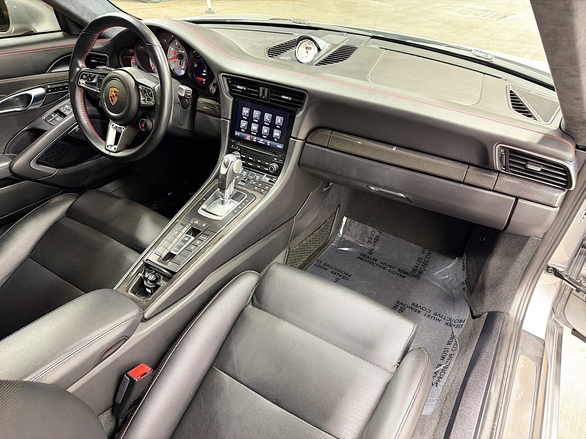 Used 2019 Porsche 911 Turbo image 14