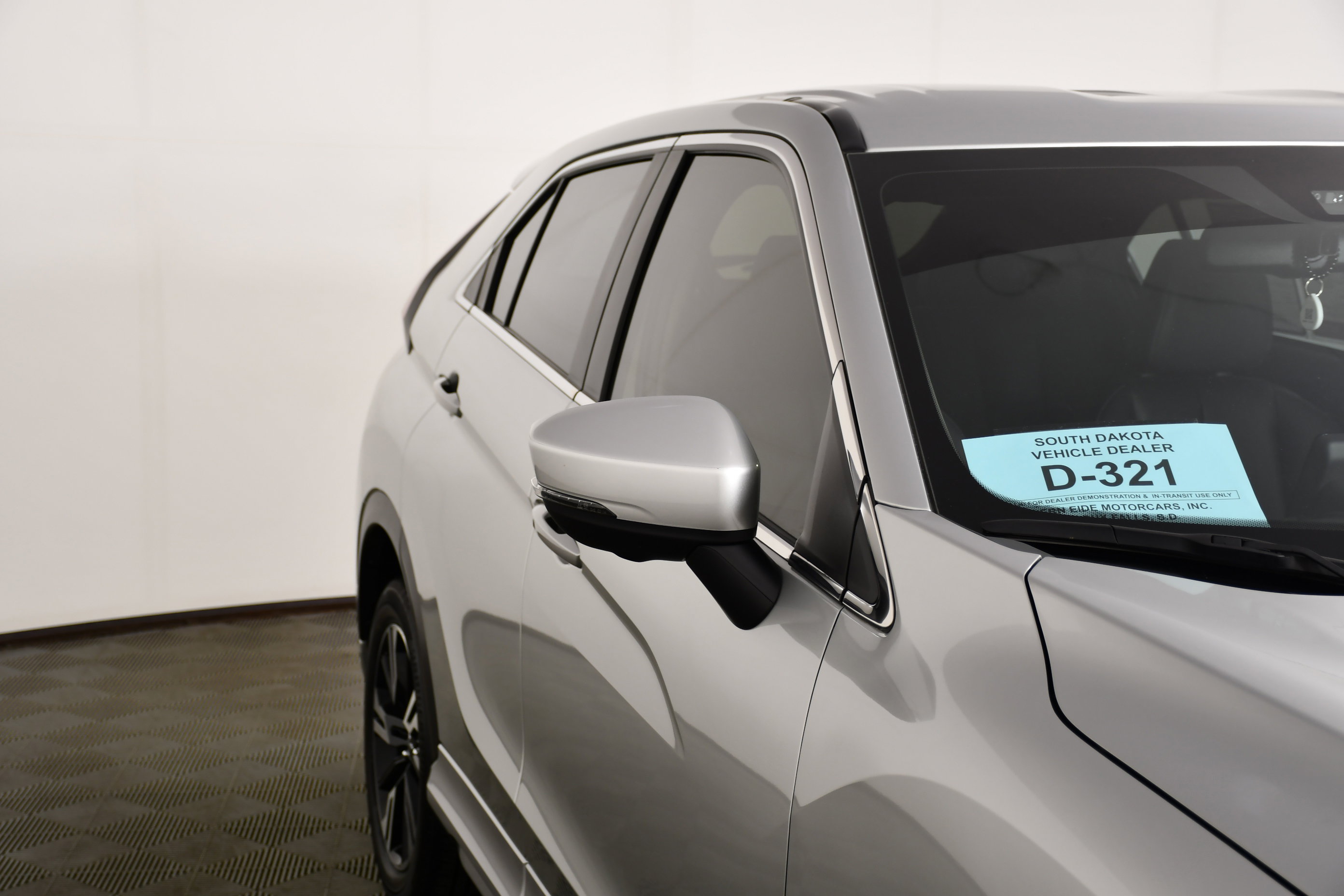 Used 2023 Mitsubishi Eclipse Cross SEL AWD/4WD image 14