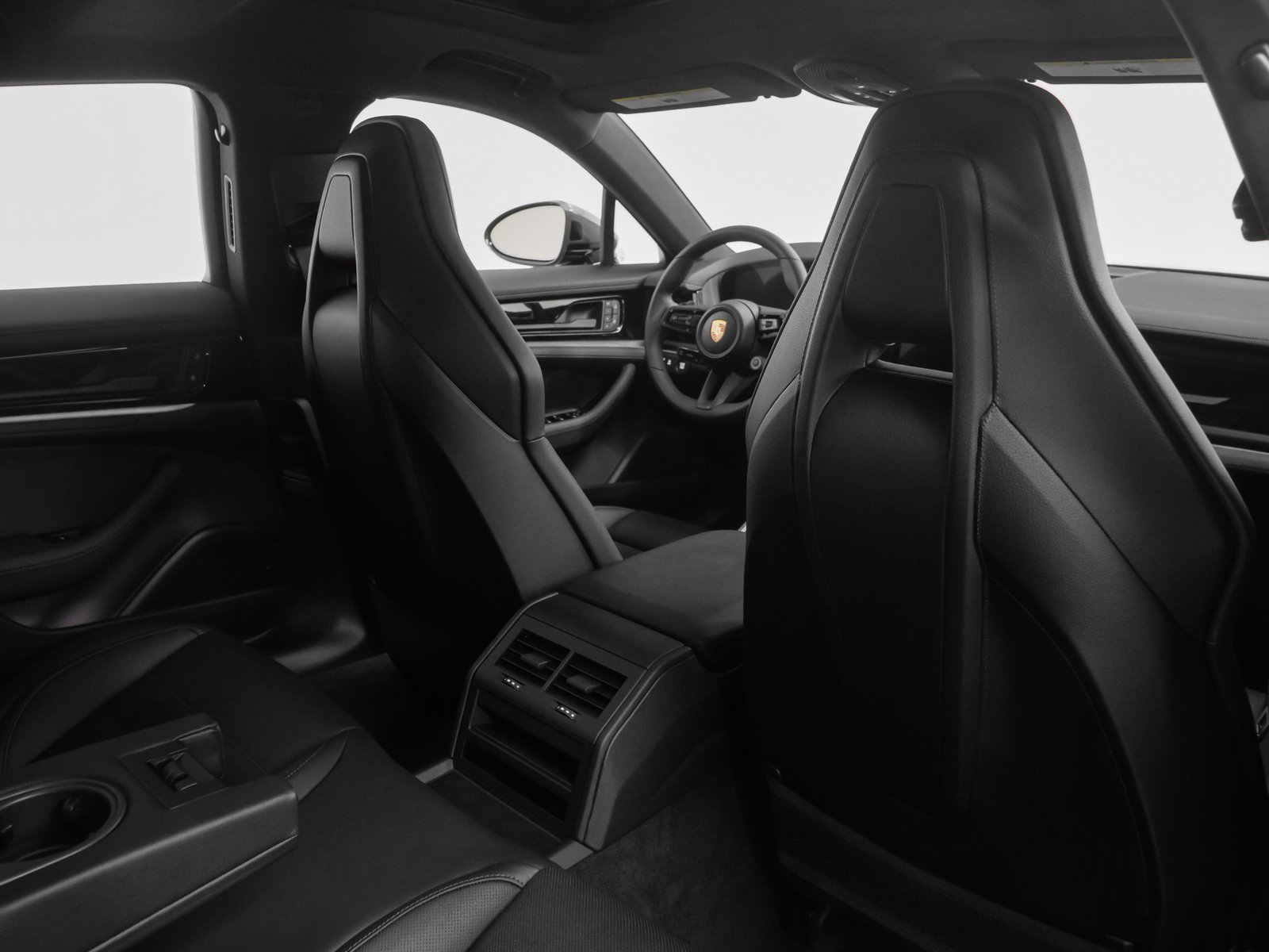 Certified 2025 Porsche Panamera 4 image 24