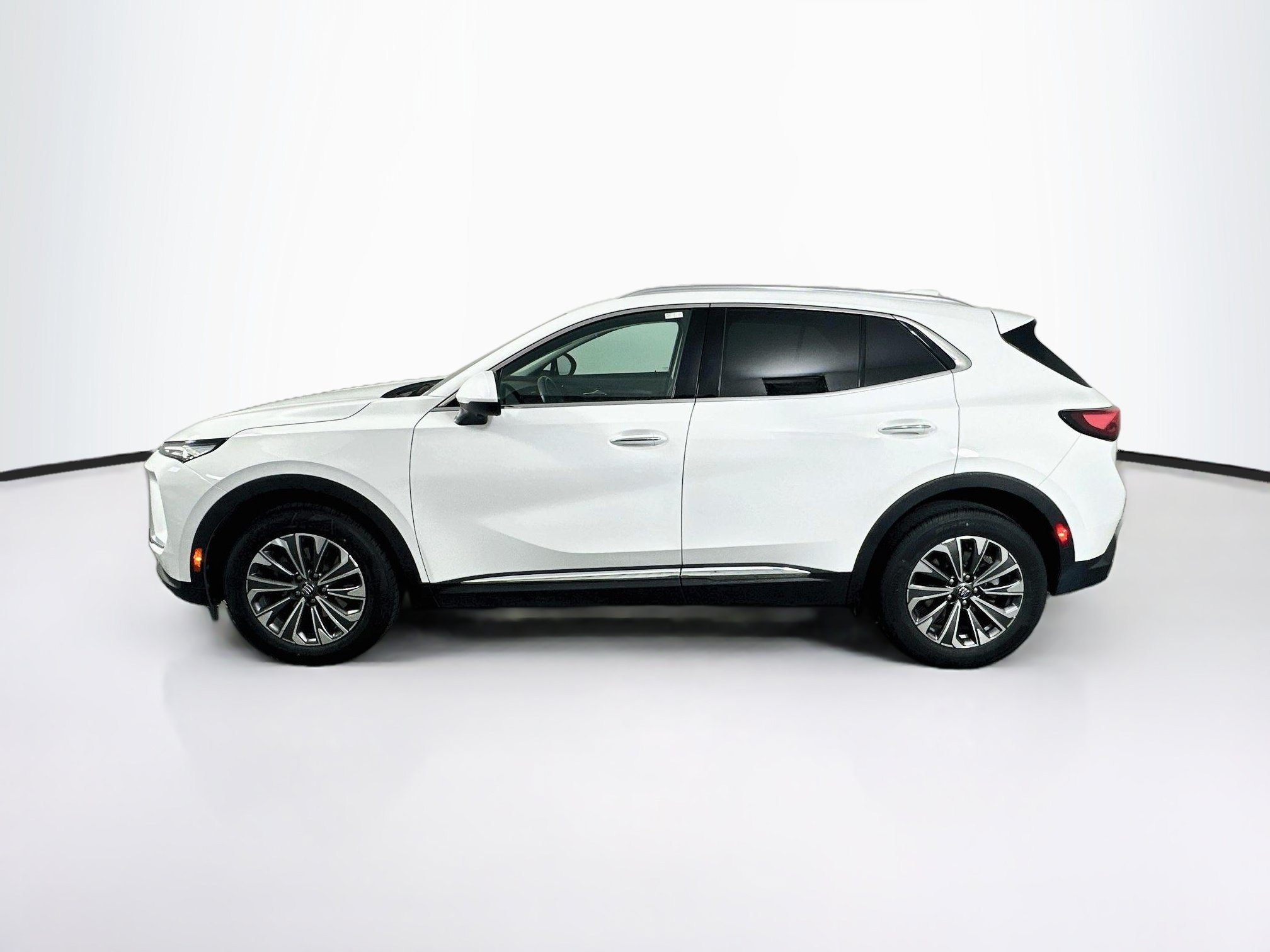 Used 2024 Buick Envision Preferred AWD/4WD image 4