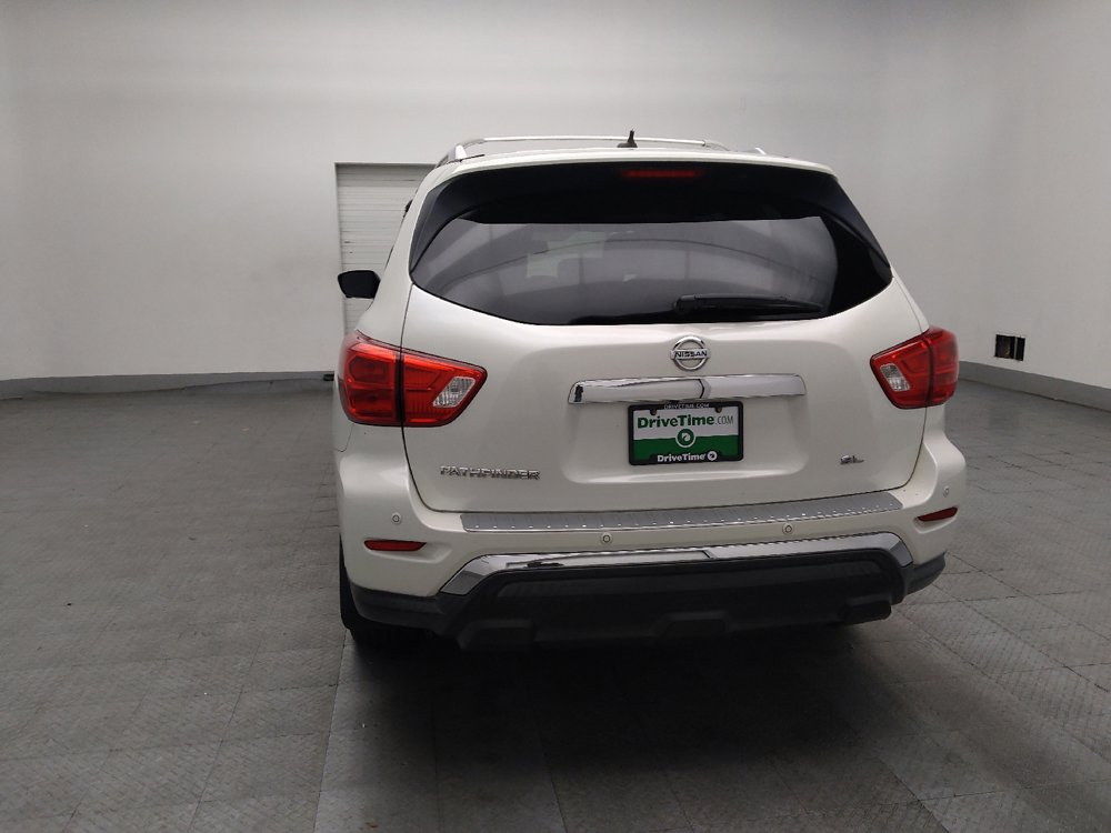 Used 2017 Nissan Pathfinder SL FWD image 6