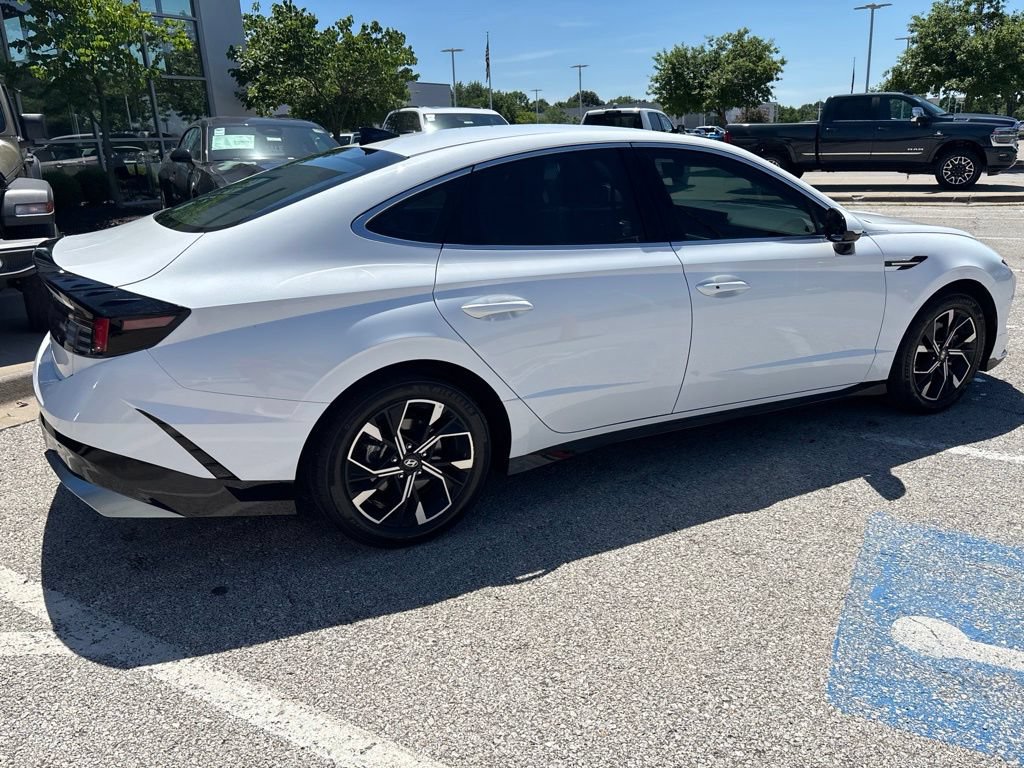 Used 2024 Hyundai Sonata SEL FWD image 25