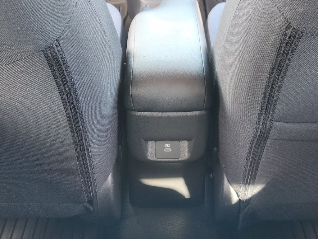 Used 2025 Nissan Versa SV w/ Trunk Package FWD image 20