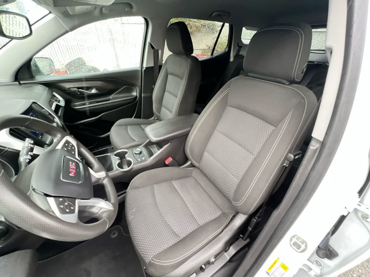 Used 2023 GMC Terrain SLE w/ Driver Convenience Package AWD/4WD image 11