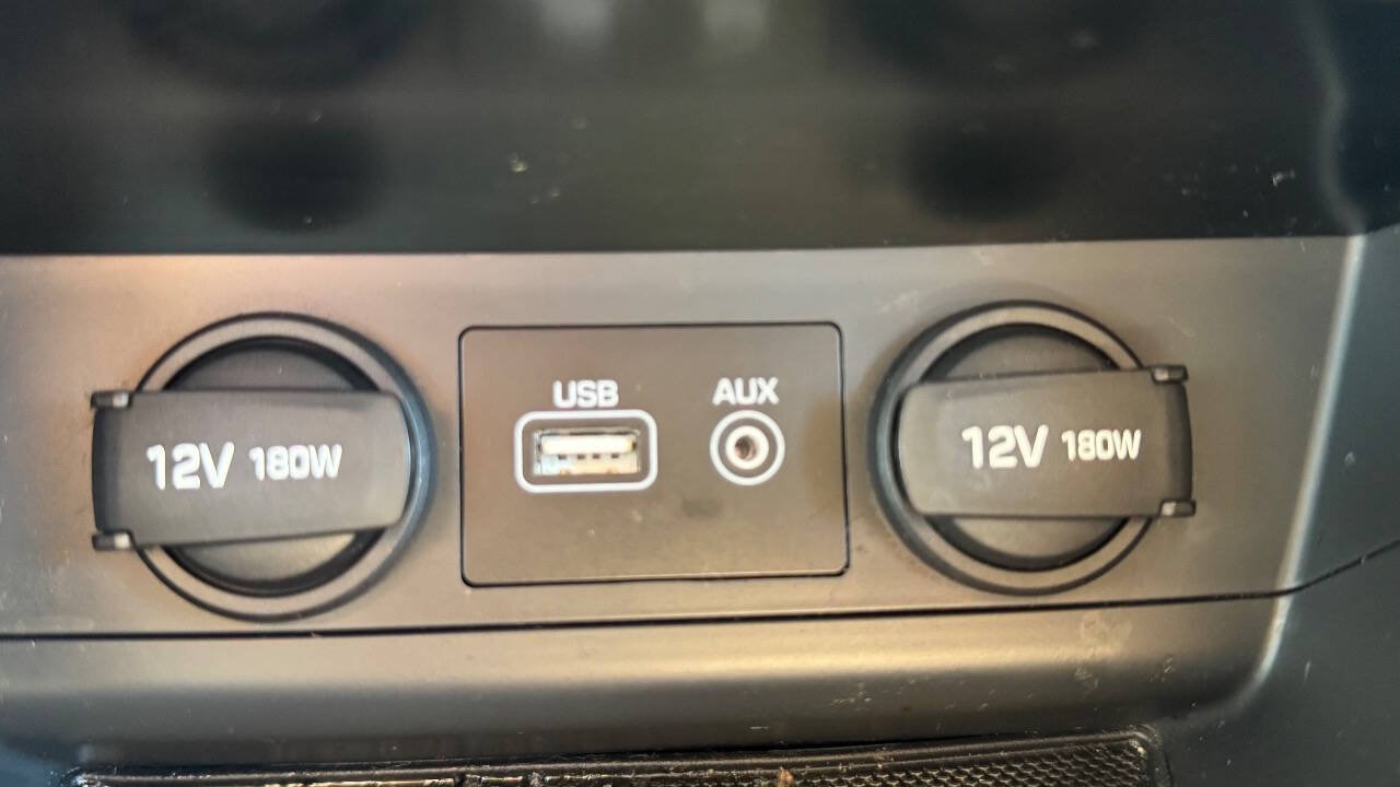 Used 2015 Hyundai Sonata SE w/ Option Group 09 FWD image 19