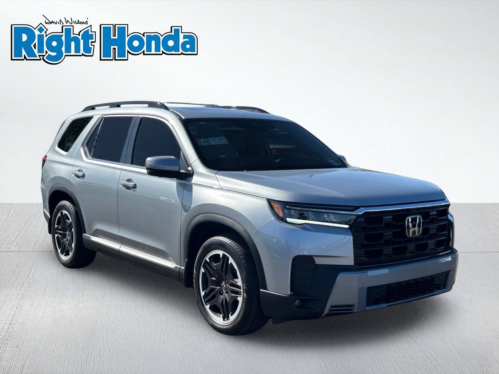 New 2026 Honda Pilot Touring image 8