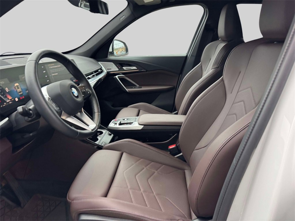 Certified 2025 BMW X1 xDrive28i image 11
