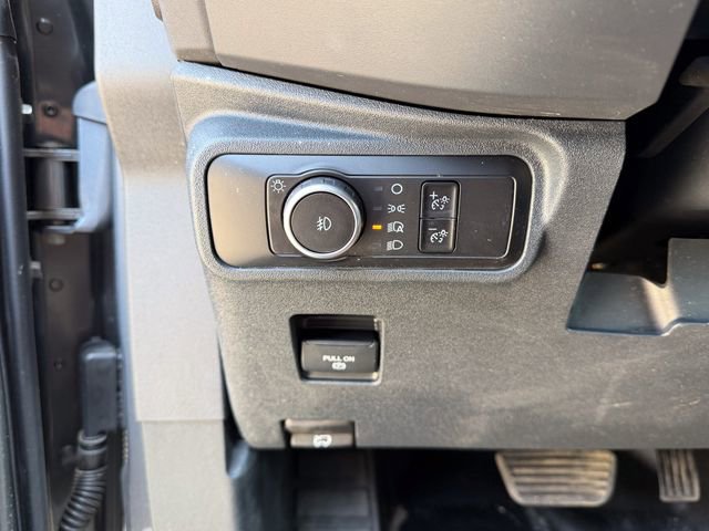 Used 2025 Ford Bronco Badlands image 8