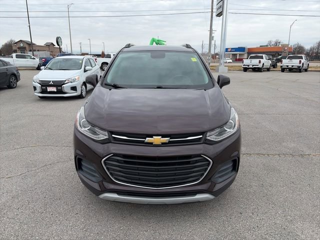 Used 2022 Chevrolet Trax LT w/ LT Convenience Package AWD/4WD image 9