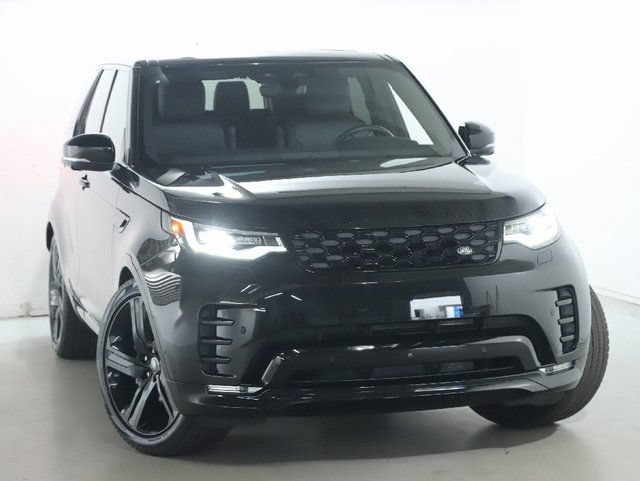 Used 2025 Land Rover Discovery Dynamic SE AWD/4WD image 2