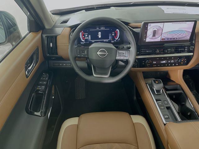 New 2026 Nissan Pathfinder Platinum FWD image 16