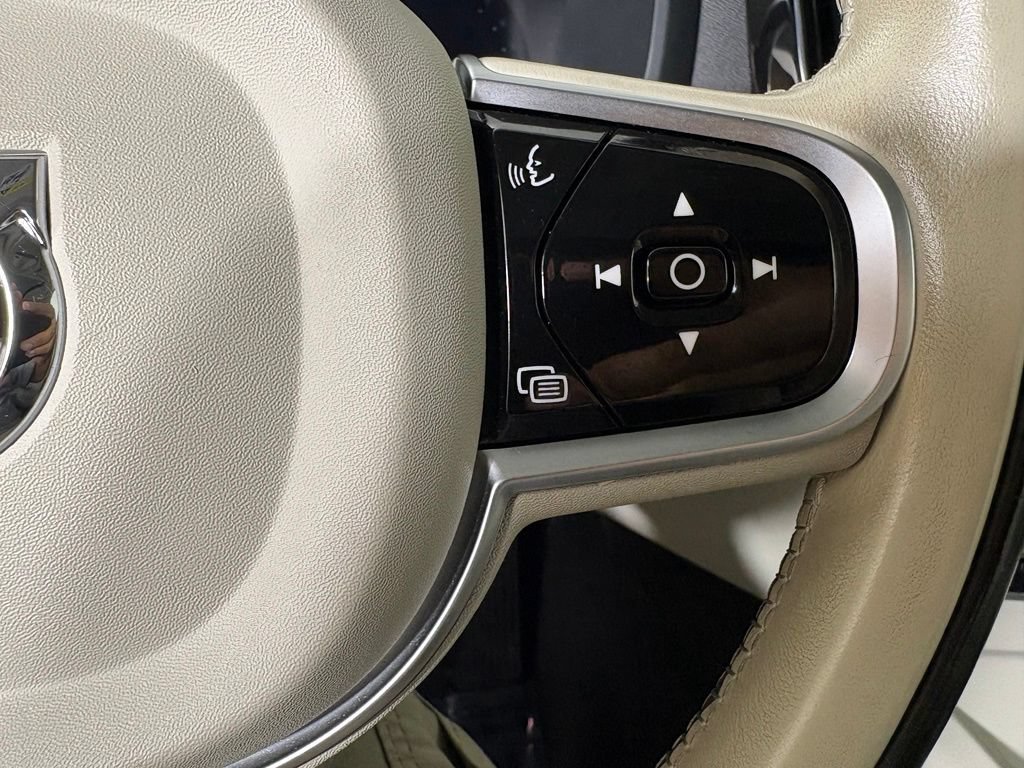 Used 2024 Volvo S60 B5 Plus FWD image 28