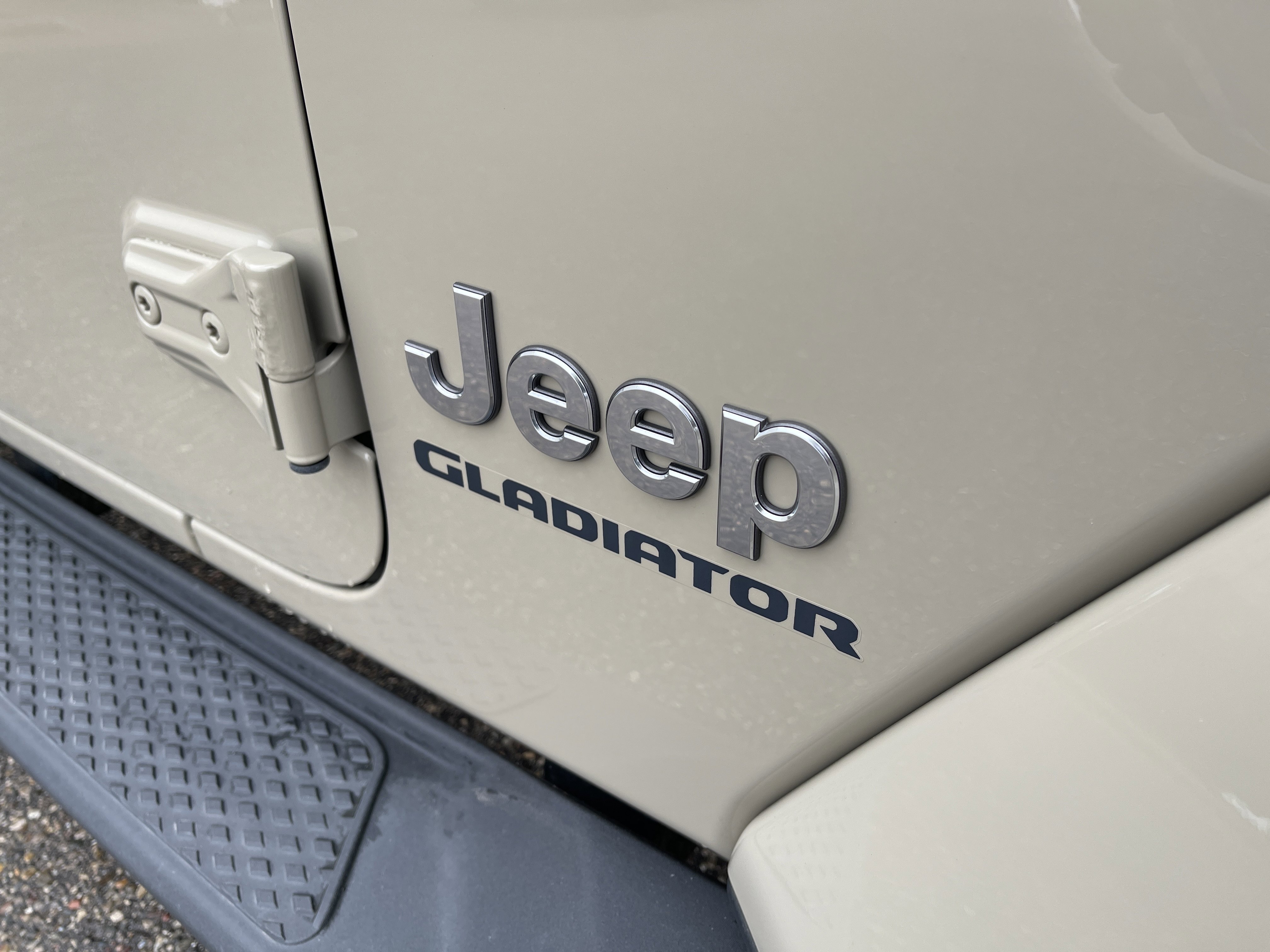 Used 2020 Jeep Gladiator Overland image 26
