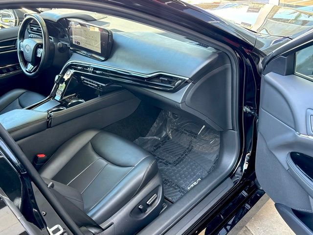 Used 2024 Toyota Mirai w/ Advanced Technology Package image 28