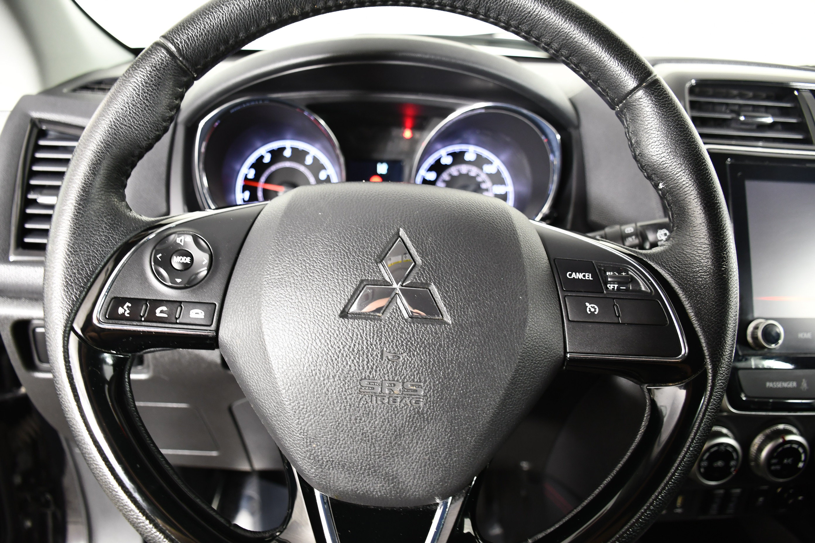 Used 2023 Mitsubishi Outlander Sport SE AWD/4WD image 19