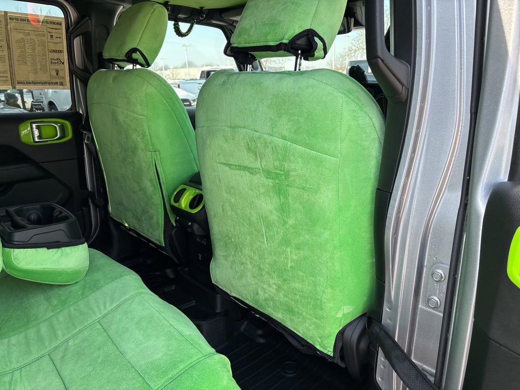 Used 2021 Jeep Wrangler Unlimited Sahara AWD/4WD image 40