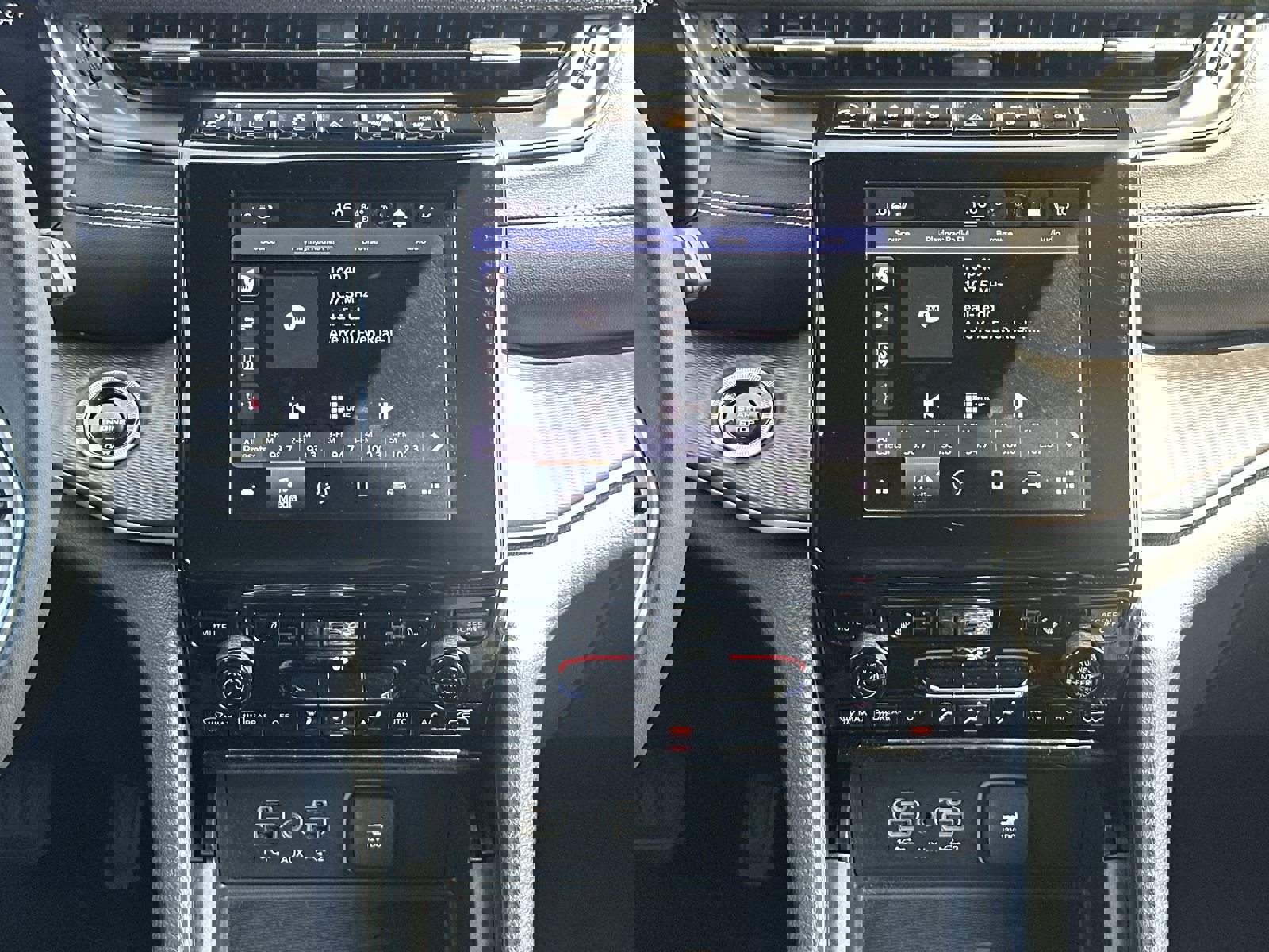 Used 2024 Jeep Grand Cherokee L Laredo AWD/4WD image 25