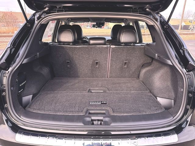 Used 2022 Nissan Rogue Sport SL image 25