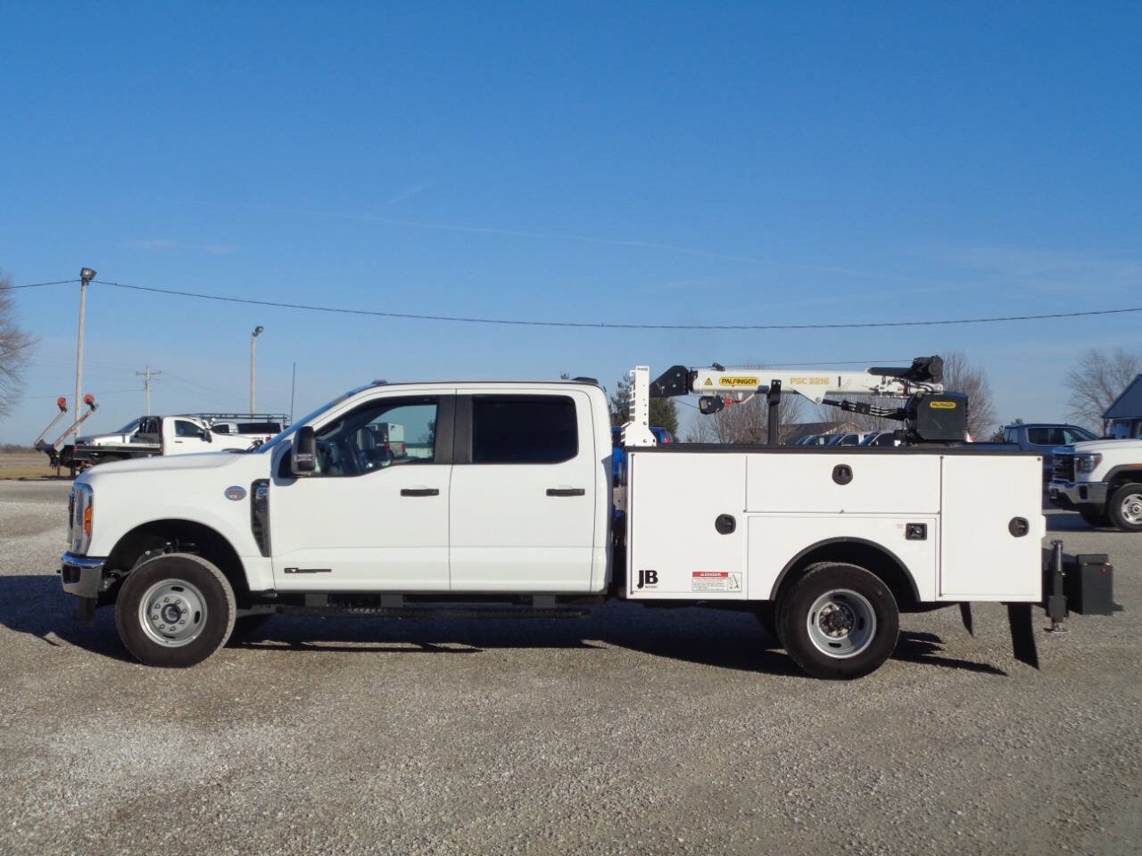 Used 2024 Ford F350 XL w/ XL Chrome Package AWD/4WD image 2