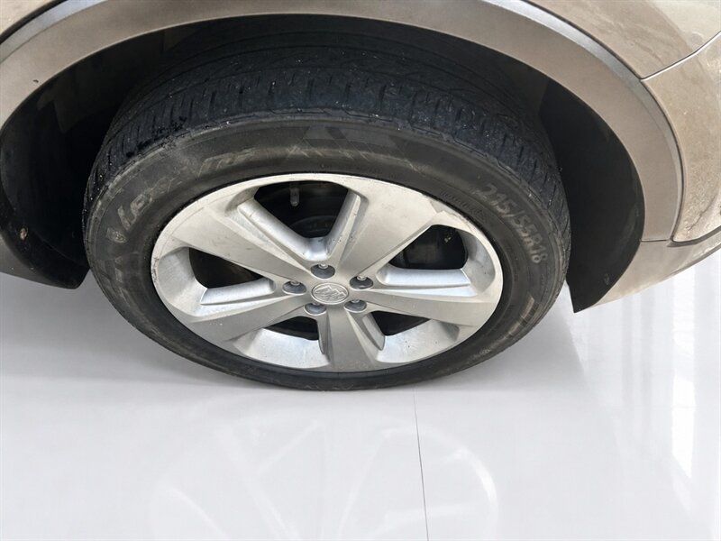 Used 2015 Buick Encore AWD image 28