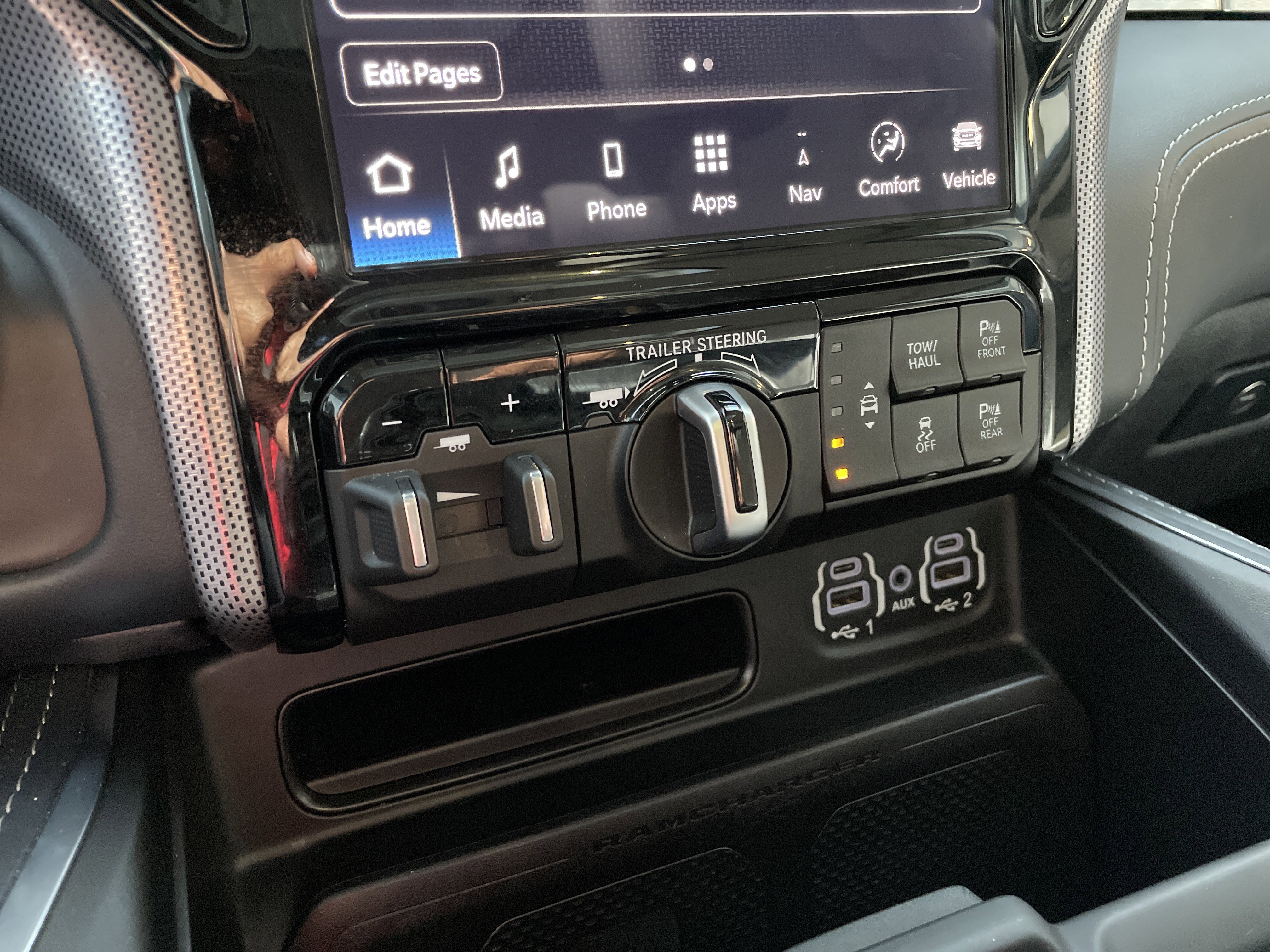 Used 2024 RAM 1500 Limited AWD/4WD image 28