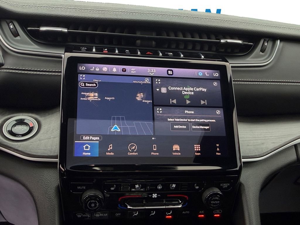 Used 2024 Jeep Grand Cherokee L Limited w/ Luxury Tech Group II image 18