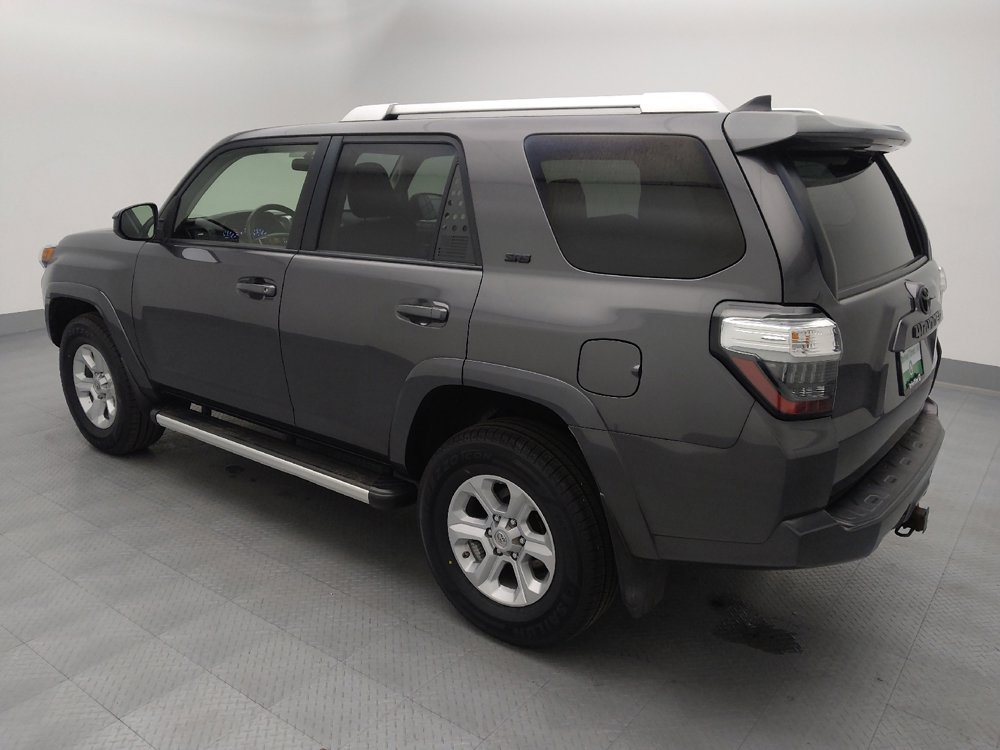 Used 2017 Toyota 4Runner SR5 image 3