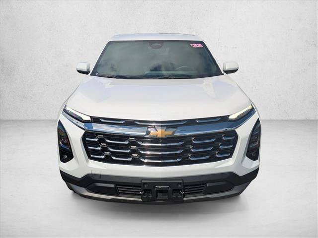 Used 2025 Chevrolet Equinox LT w/ Safety and Technology Package FWD image 2