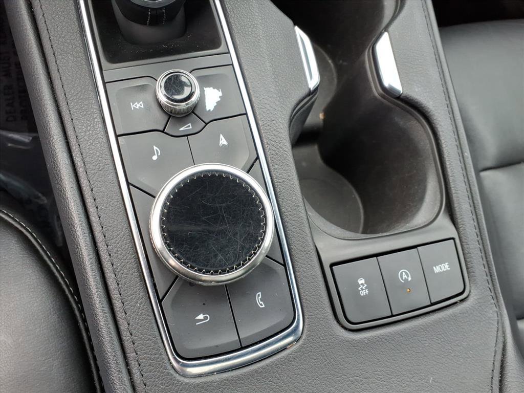 Certified 2023 Cadillac XT4 Premium Luxury w/ Cold Weather Package image 32