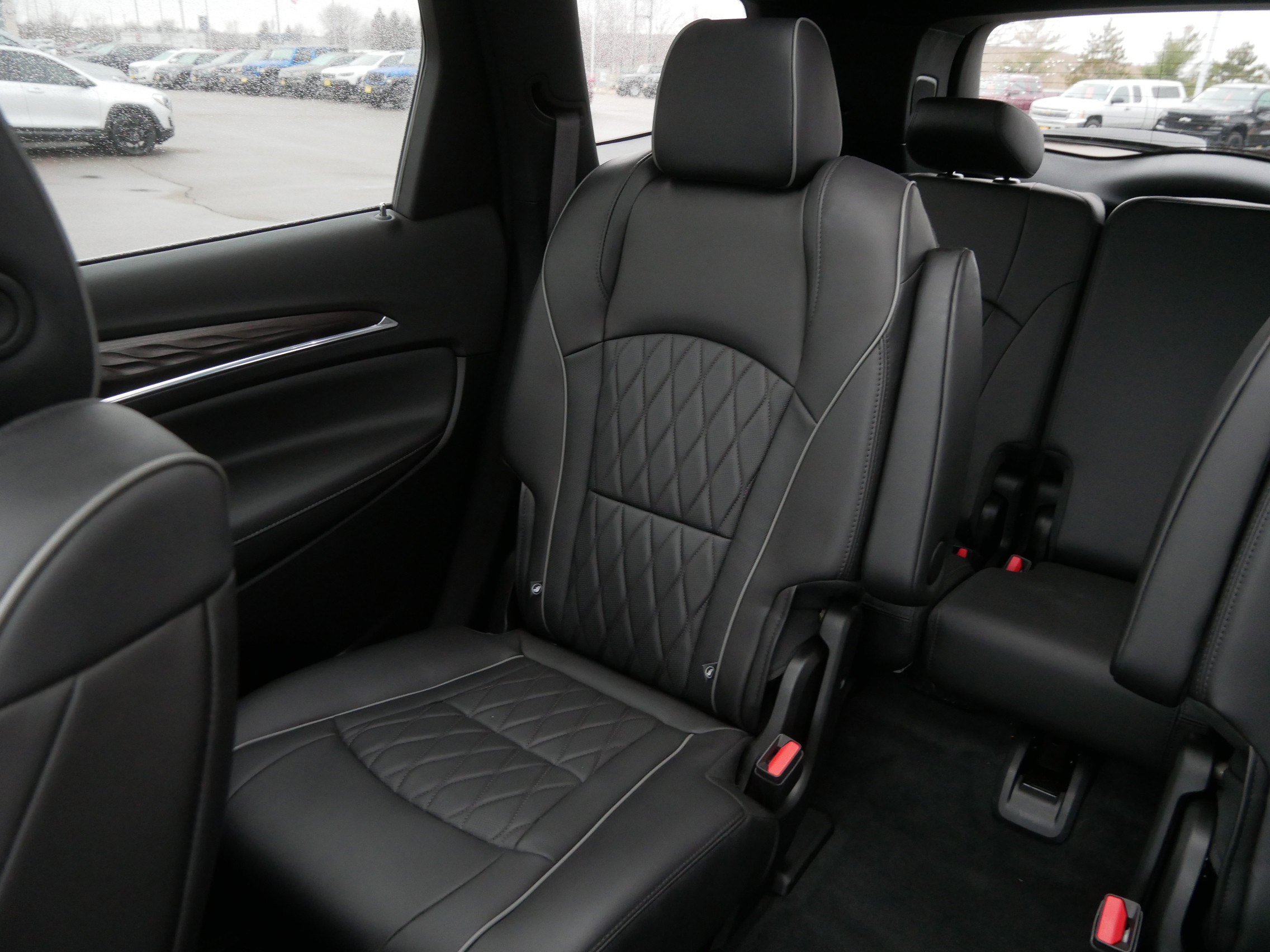 Used 2023 Buick Enclave Avenir w/ Avenir Technology Package image 12