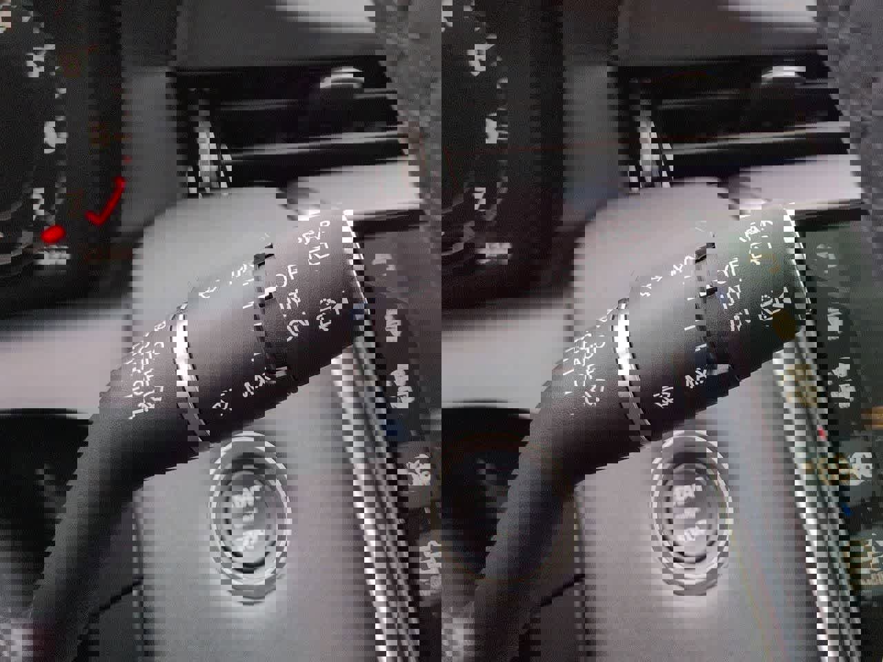 Certified 2025 Land Rover Discovery Sport S image 26