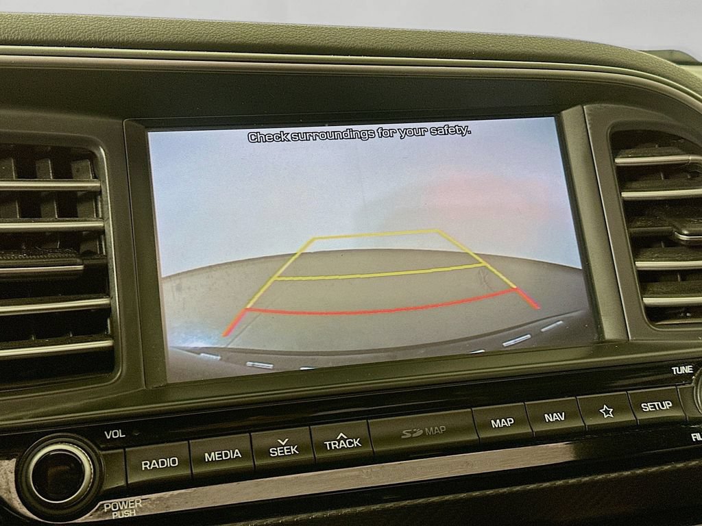 Used 2020 Hyundai Elantra Sport w/ Premium Package 02 FWD image 13