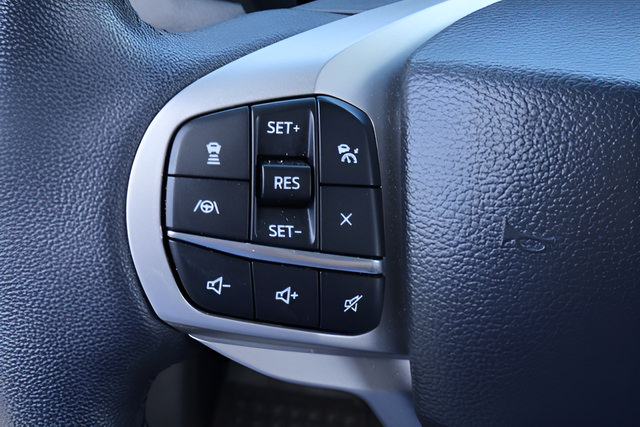Used 2023 Ford Explorer Limited w/ Limited Technology Package RWD image 24