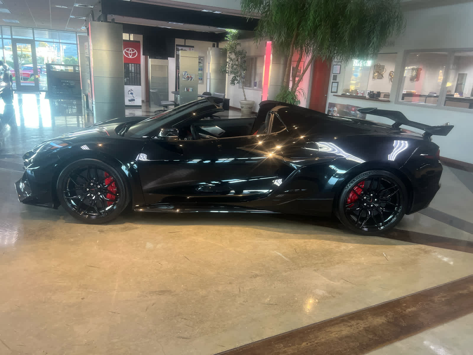 New 2026 Chevrolet Corvette Z06 w/ Z07 Performance Package image 8