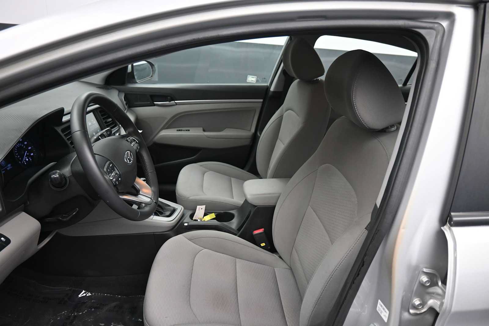 Used 2019 Hyundai Elantra Value Edition FWD image 18