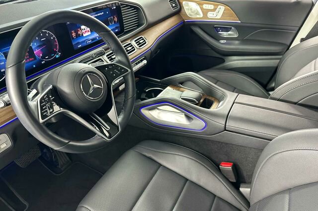 Certified 2025 Mercedes-Benz GLE 350 4MATIC image 10
