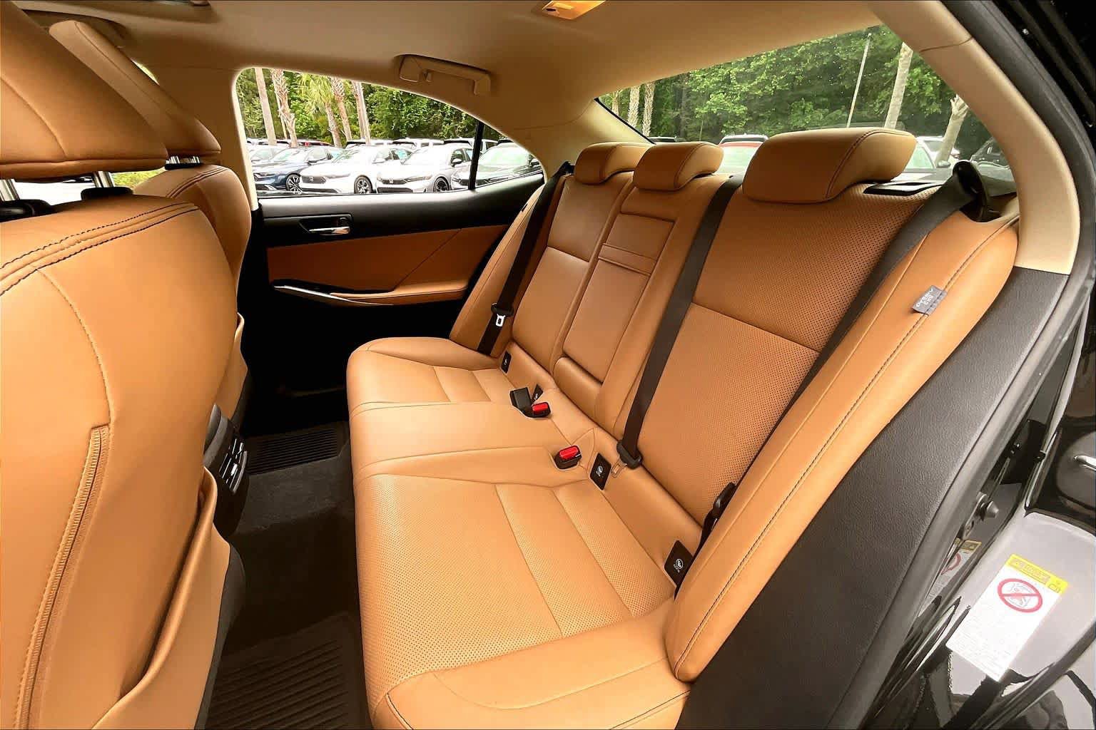 Used 2015 Lexus IS 350 w/ Navigation System Package RWD image 20