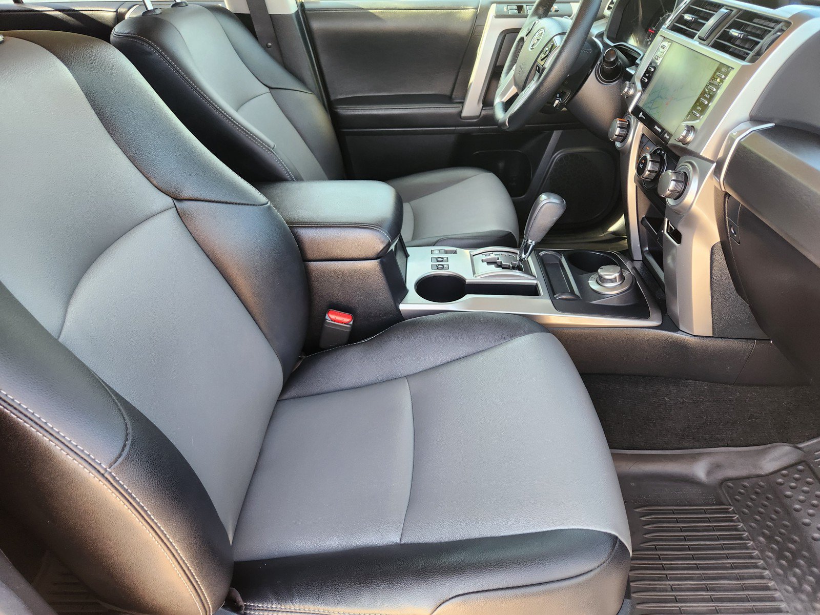 Used 2023 Toyota 4Runner SR5 Premium w/ Moonroof Package AWD/4WD image 12