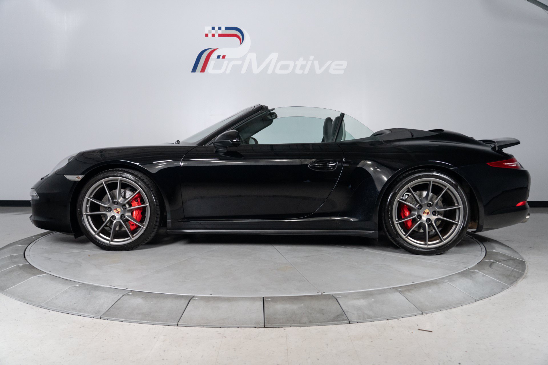 Used 2014 Porsche 911 Carrera S RWD image 3