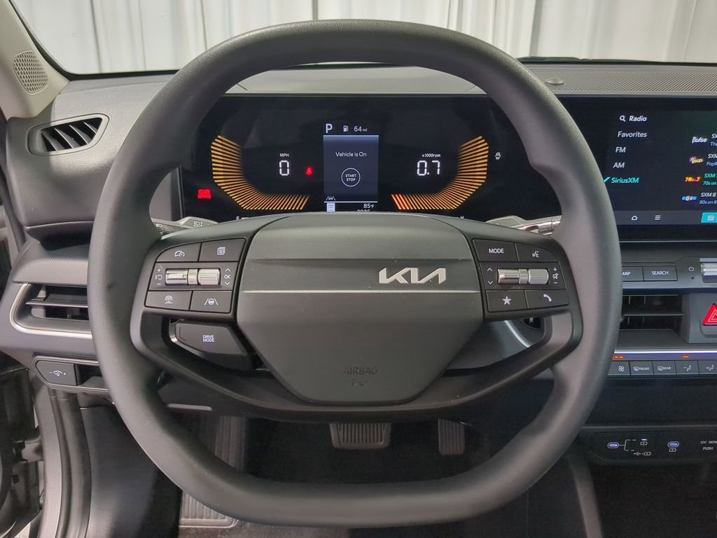 Used 2026 Kia K4 FWD image 25
