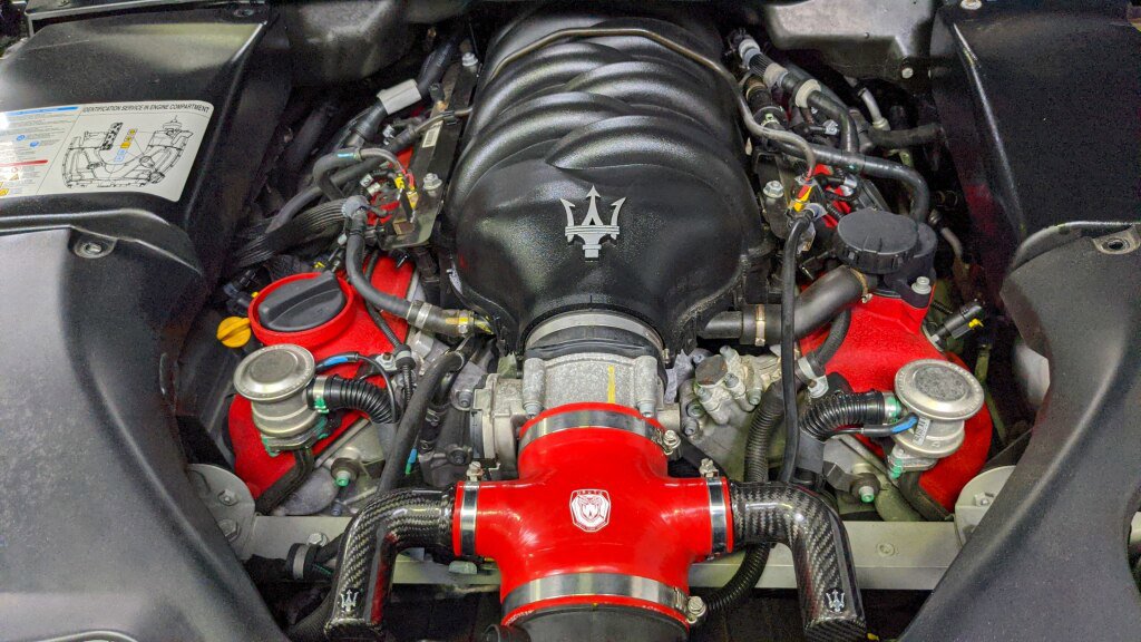 Used 2014 Maserati GranTurismo Sport RWD image 30