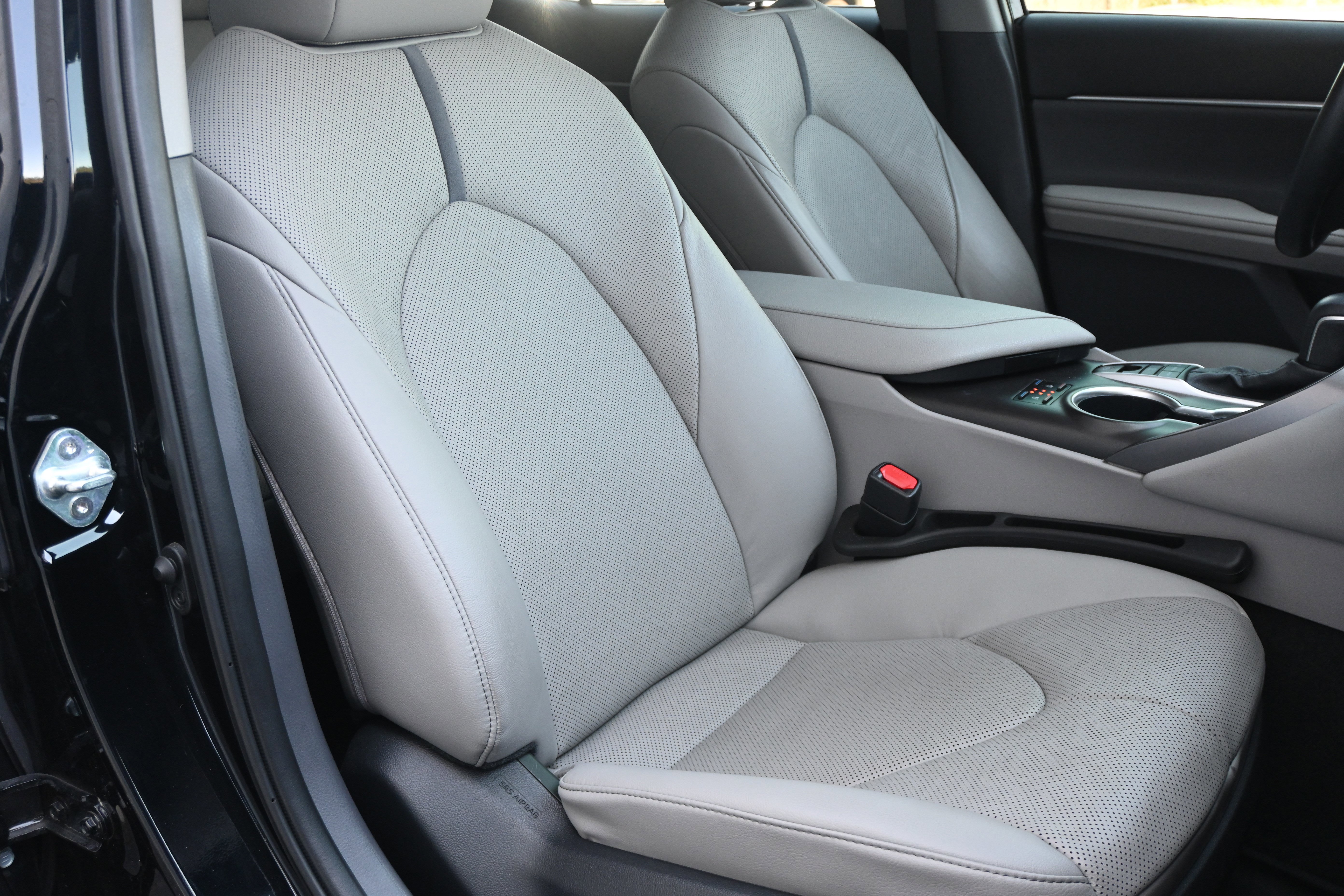 Used 2024 Toyota Camry XLE image 34