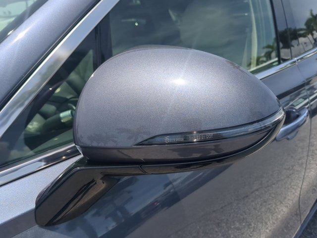 Used 2026 Genesis GV70 2.5T image 11