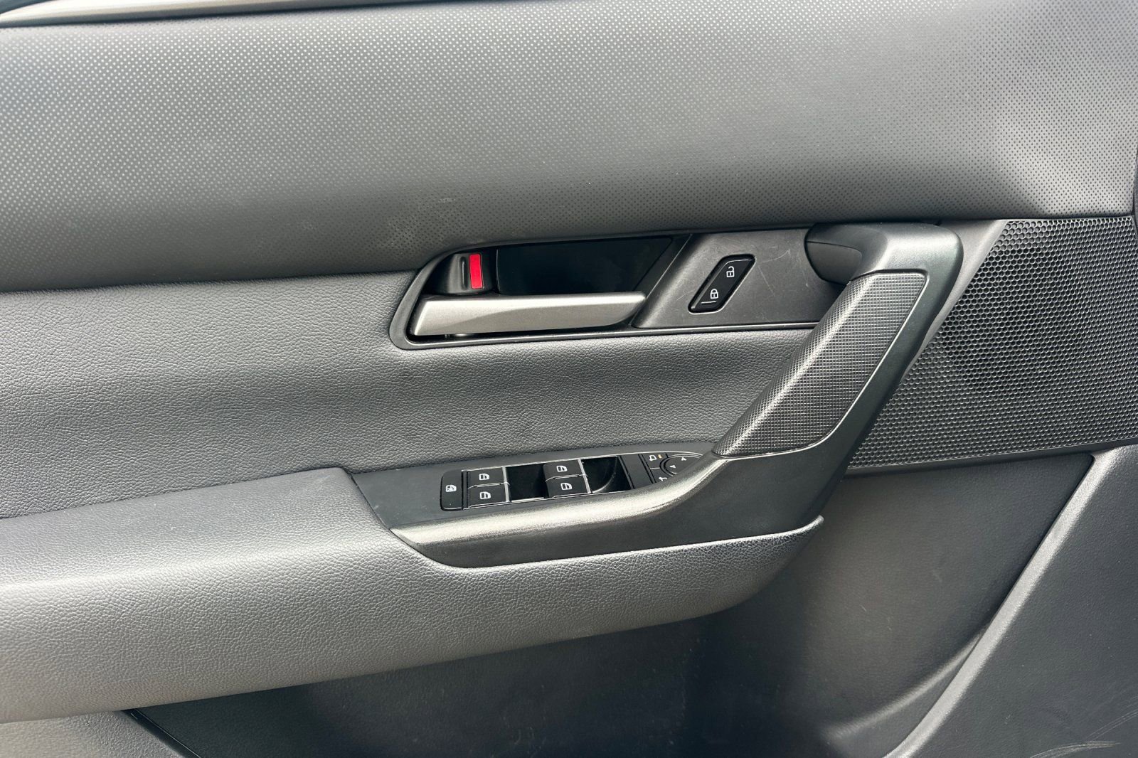 Certified 2025 MAZDA CX-50 AWD 2.5 S w/ Preferred Package image 11