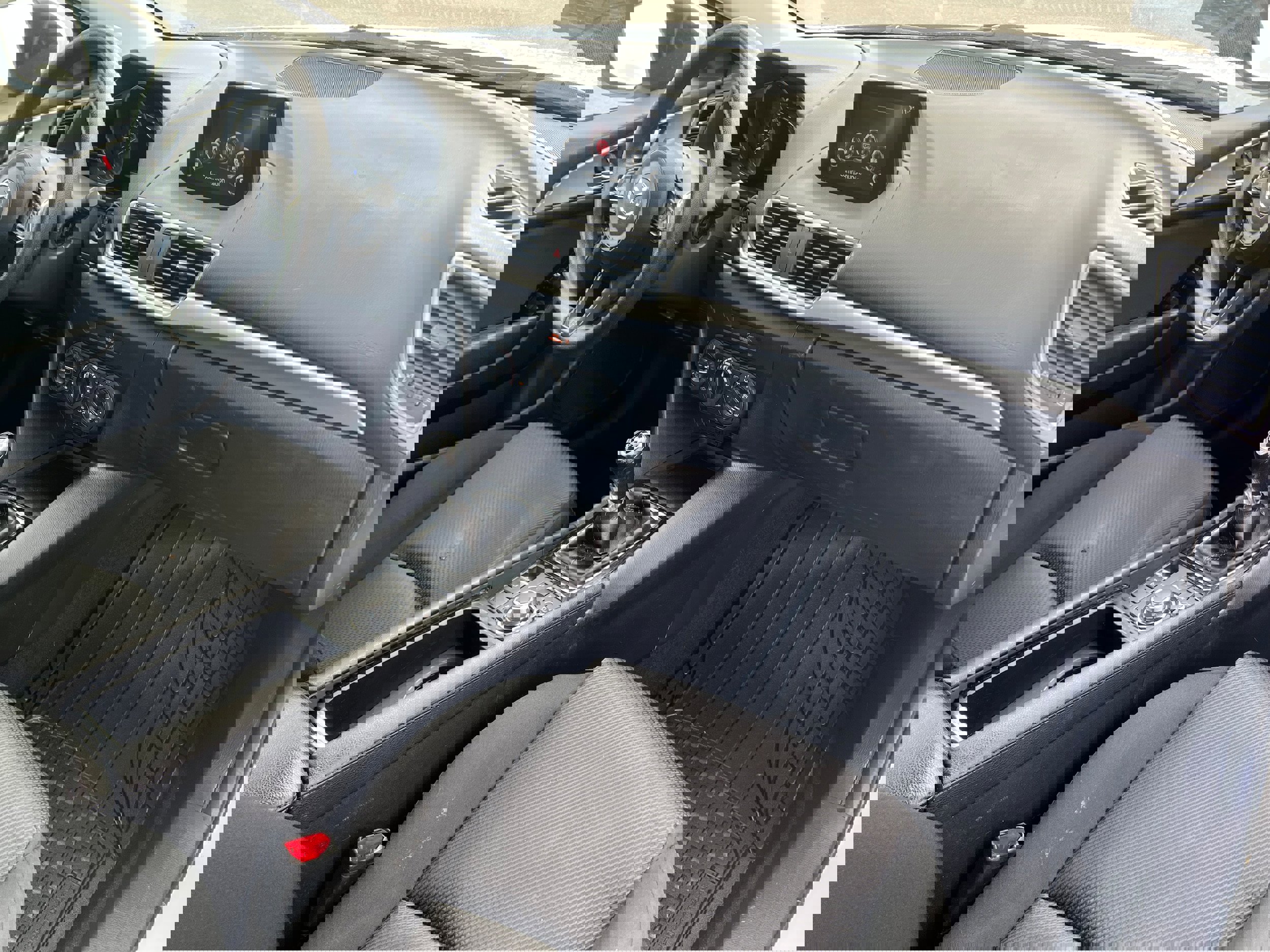 Used 2018 MAZDA MAZDA3 Sport image 14