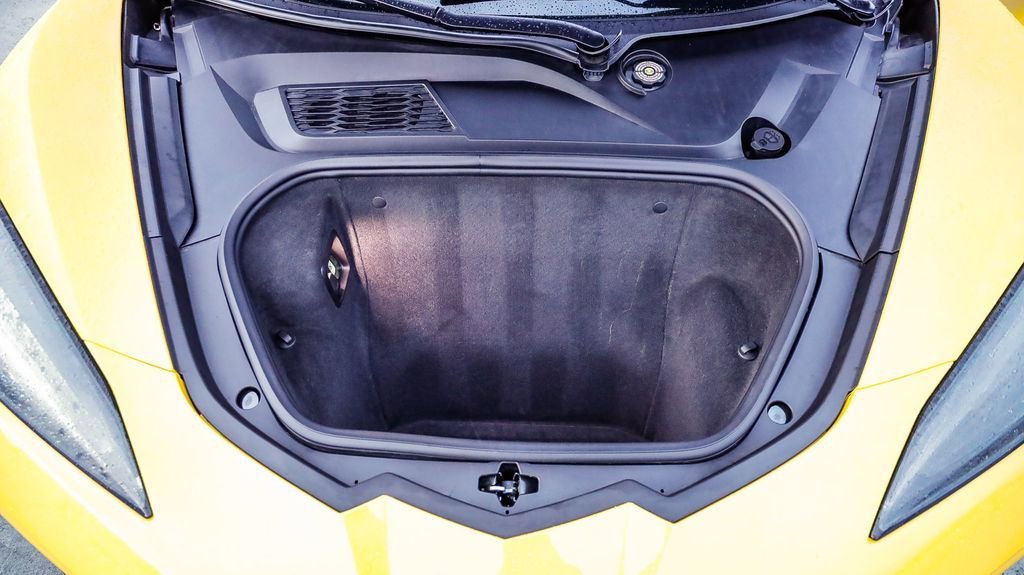 Used 2025 Chevrolet Corvette Stingray Preferred Conv w/ Stealth Interior Trim Package image 29